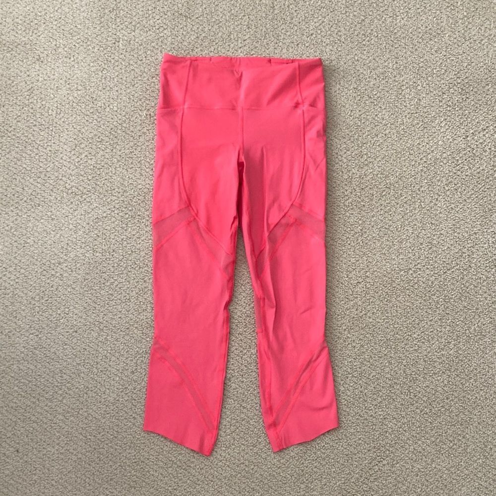 Lululemon On Pace Crop 21” Hot Pink Glossy Nulux Fast Free Pockets Like New 4